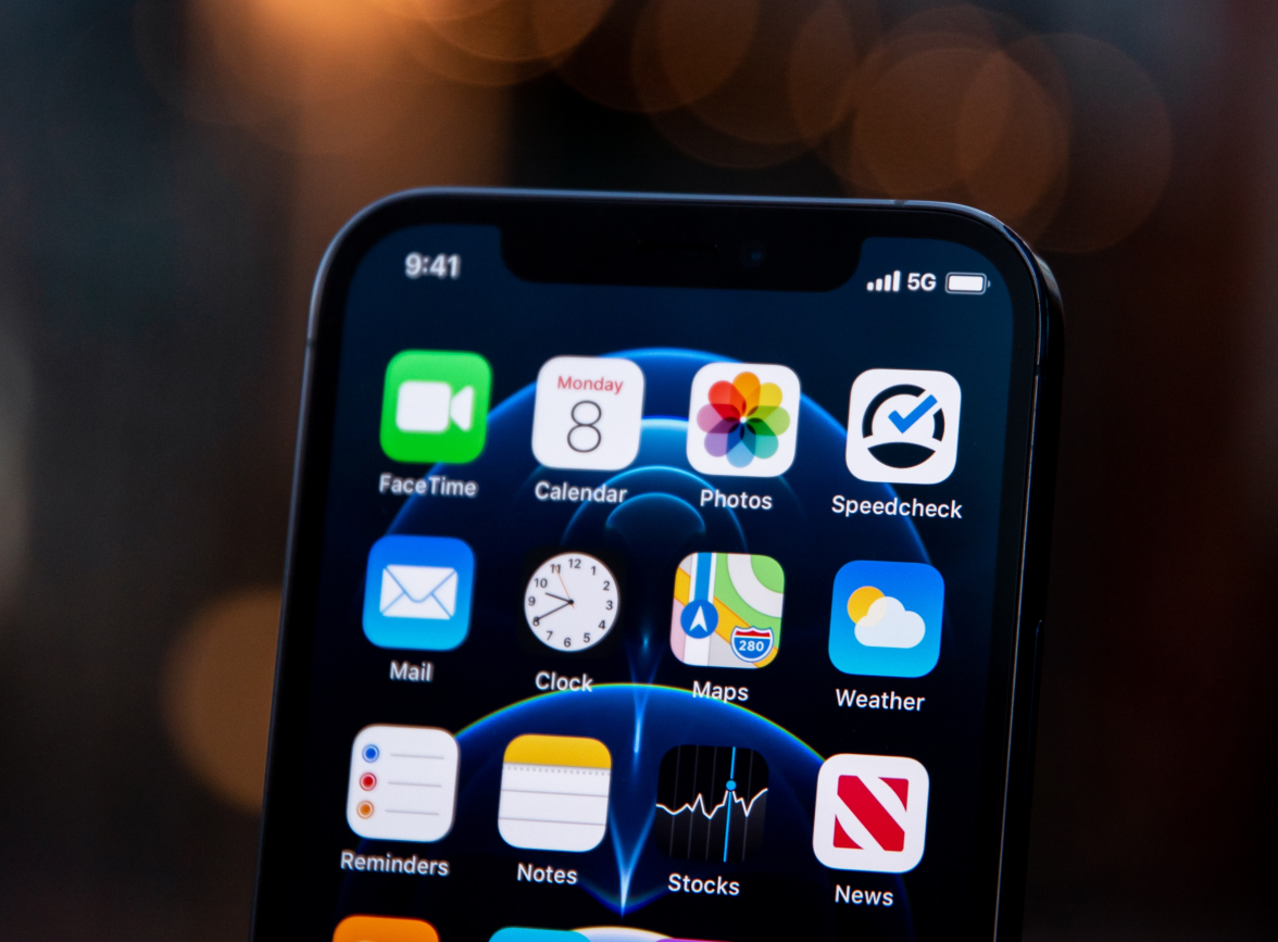 绥宁苹果手机维修分享为什么 iPhone 12 在冬季会自动关机 